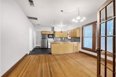 807 E 45 Street, Austin, TX 78751 - Photo 3