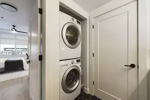 54 Rainey St, Austin, TX 78701 - Photo 11