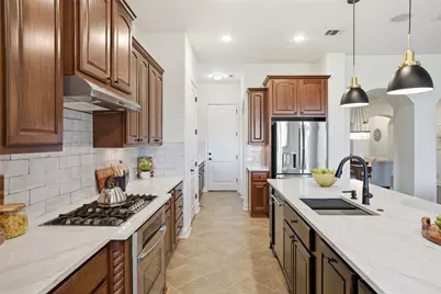 105 Edinburgh Isle Court, Lakeway, TX 78738 - Photo 13