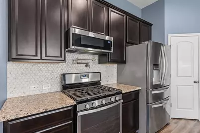 120 Cyril Drive, Hutto, TX 78634 - Photo 9