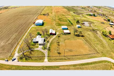 1005 E Buttercup Road, Taylor, TX 76574 - Photo 1
