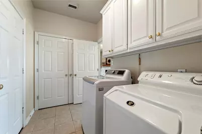 1005 E Buttercup Road, Taylor, TX 76574 - Photo 17
