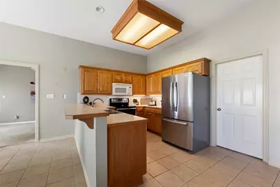 1005 E Buttercup Road, Taylor, TX 76574 - Photo 19
