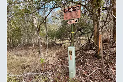 104 E Waiehu Lane, Bastrop, TX 78602 - Photo 11