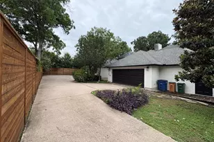 1204 W 39th St, Austin, TX 78756 - Photo 35