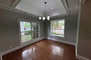 1204 W 39th St, Austin, TX 78756 - Photo 3