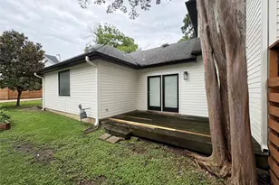 1204 W 39th St, Austin, TX 78756 - Photo 33