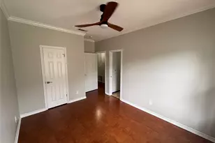 1204 W 39th St, Austin, TX 78756 - Photo 23