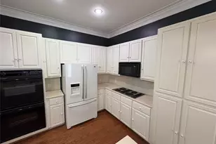 1204 W 39th St, Austin, TX 78756 - Photo 15