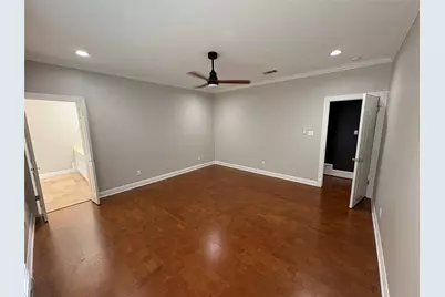 1204 W 39th Street, Austin, TX 78756 - Photo 17