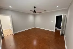 1204 W 39th St, Austin, TX 78756 - Photo 17