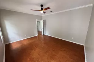 1204 W 39th St, Austin, TX 78756 - Photo 21