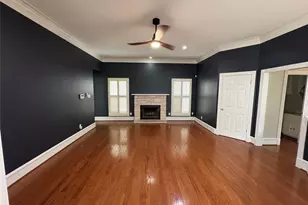 1204 W 39th St, Austin, TX 78756 - Photo 11