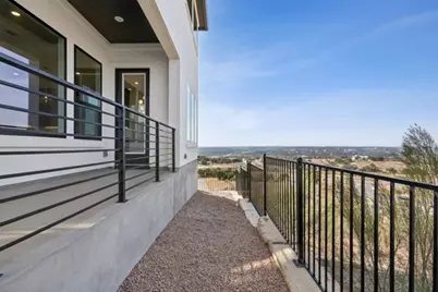 10 Maybury Way, Lakeway, TX 78738 - Photo 17