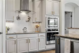 20914 High Dr, Lago Vista, TX 78645 - Photo 9