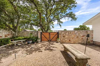 5105 N Rim Drive, Austin, TX 78731 - Photo 5