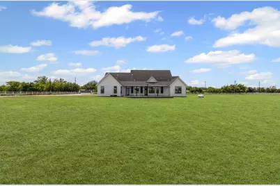 821 Silent Valley Road, Lockhart, TX 78644 - Photo 31