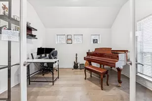 540 Sugar Cane Rd, Buda, TX 78610 - Photo 3