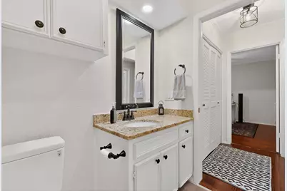 8821 Honeysuckle Trail W, Austin, TX 78759 - Photo 29