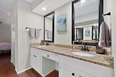 8821 Honeysuckle Trail W, Austin, TX 78759 - Photo 25