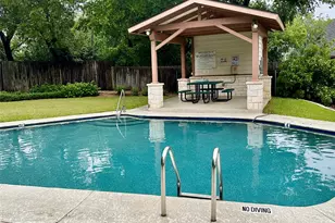 8821 Honeysuckle Trail W, Austin, TX 78759 - Photo 37