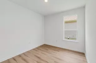 207 Smokestack Ln, Georgetown, TX 78633 - Photo 17