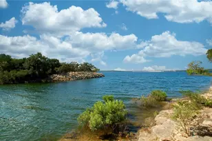 208 Sailors Run, Lakeway, TX 78734 - Photo 27