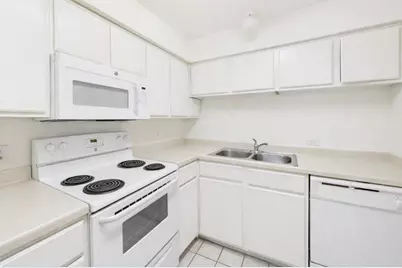 501 W 26th Street #314, Austin, TX 78705 - Photo 15