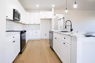 107 KEAHI COURT, Bastrop, TX 78602 - Photo 19