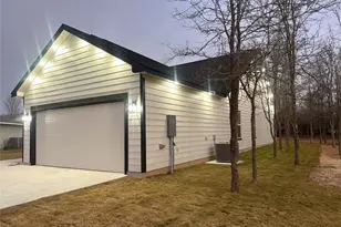 107 KEAHI COURT, Bastrop, TX 78602 - Photo 9