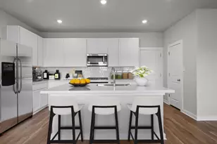 130 Ayres Horn, Cedar Creek, TX 78612 - Photo 3