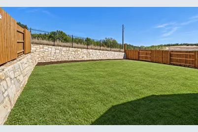 7005 Cliff Rose Drive, Spicewood, TX 78669 - Photo 23