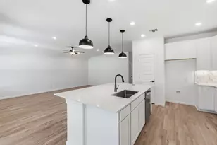 7005 Cliff Rose Dr, Spicewood, TX 78669 - Photo 7