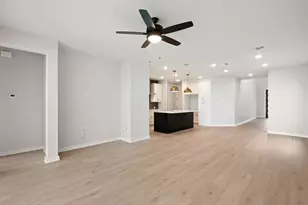 112 High Vly Dr, Liberty Hill, TX 78642 - Photo 7