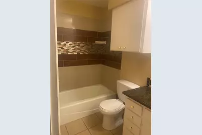 612 Park Place Place #303, Austin, TX 78705 - Photo 9