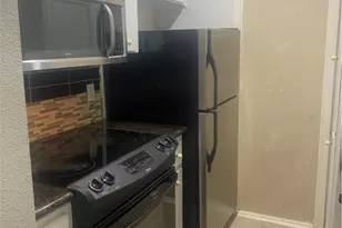 612 Park Pl Pl, Austin, TX 78705 - Photo 7