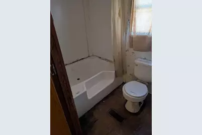 275 Fm 421 Road #21, Lumberton, TX 77657 - Photo 17