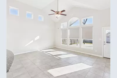 310 Hibiscus Drive, Hutto, TX 78634 - Photo 9