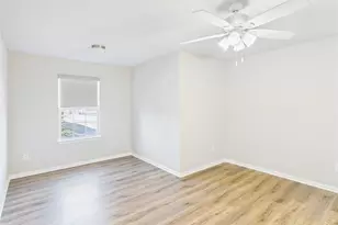 310 Hibiscus Dr, Hutto, TX 78634 - Photo 29