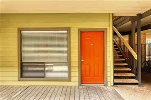 908 Poplar St, Austin, TX 78705 - Photo 3