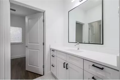 908 Poplar Street #105, Austin, TX 78705 - Photo 11