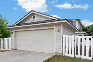 816 Craters of the Moon Blvd, Pflugerville, TX 78660 - Photo 17