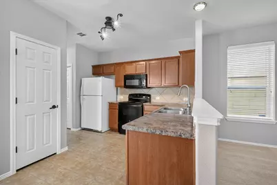 816 Craters Of The Moon Boulevard, Pflugerville, TX 78660 - Photo 5