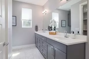 1103 Saucedo St, Austin, TX 78721 - Photo 15