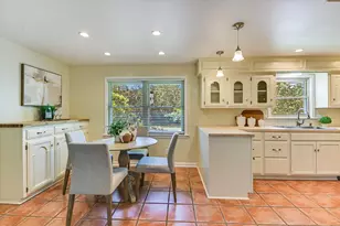 7901 Havenwood Dr, Austin, TX 78759 - Photo 5