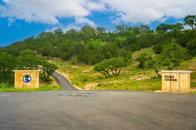 1761 Paradise Parkway, Canyon Lake, TX 78133 - Photo 17