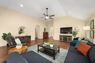 212 Jude Cir, Leander, TX 78641 - Photo 5