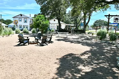 902 Main Street, Blanco, TX 78606 - Photo 5