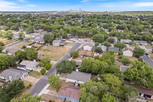 6807 Trendal Ln, Austin, TX 78744 - Photo 37