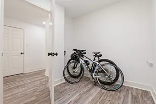 6807 Trendal Ln, Austin, TX 78744 - Photo 33